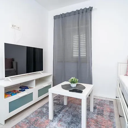 Nice In With Kitchen Apartment Dubrovnik